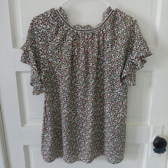 Floral Ruffle Collar Blouse - Picture 2 of 9